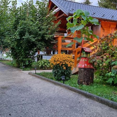 Holiday Home Sajra Kulen Vakuf Bagian luar foto