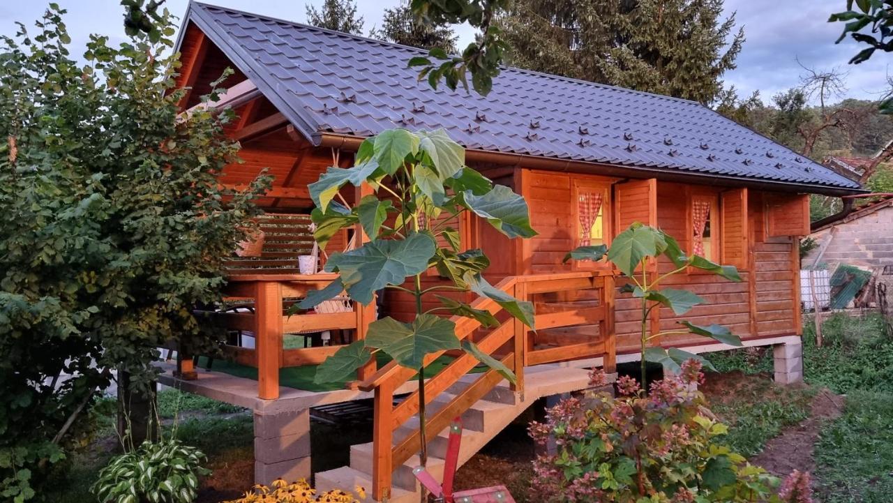 Holiday Home Sajra Kulen Vakuf Bagian luar foto