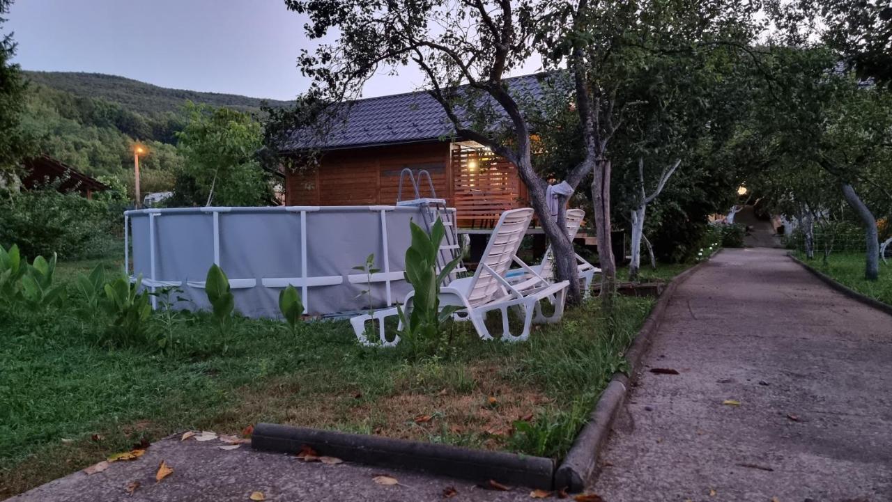 Holiday Home Sajra Kulen Vakuf Bagian luar foto
