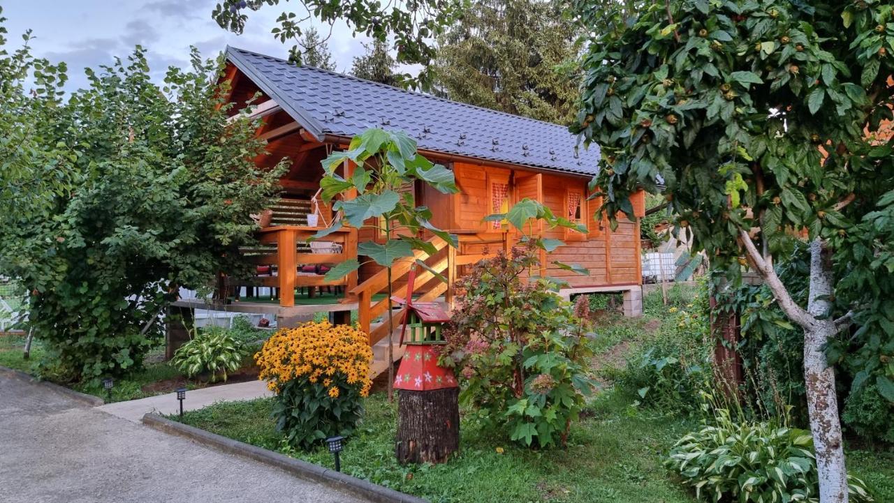 Holiday Home Sajra Kulen Vakuf Bagian luar foto