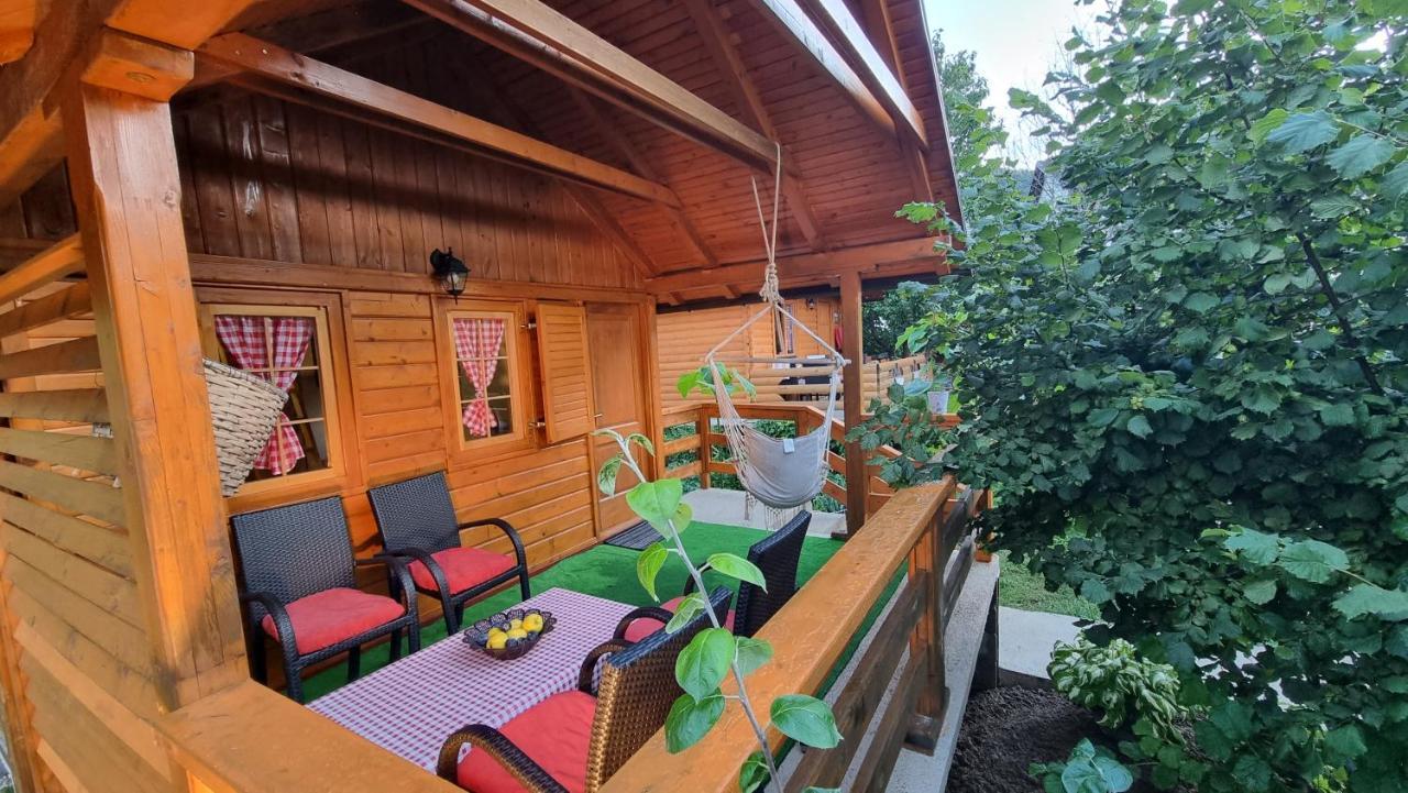 Holiday Home Sajra Kulen Vakuf Bagian luar foto